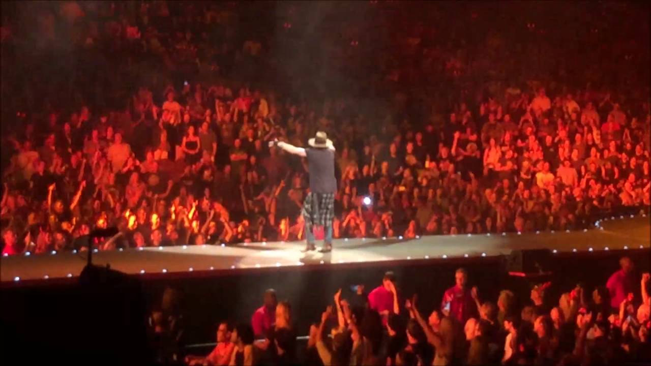 AC/DC With Axl Rose Live In Philadelphia PA @ Wells Fargo Center 9/20 ...