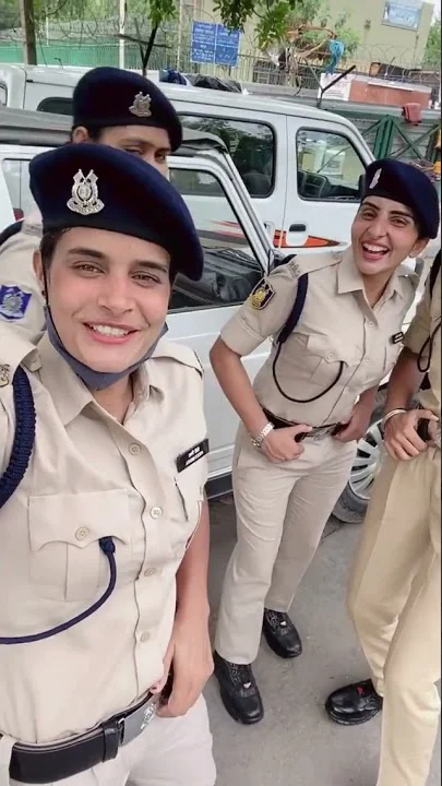 hud dabang Indian Army girls Stutas video