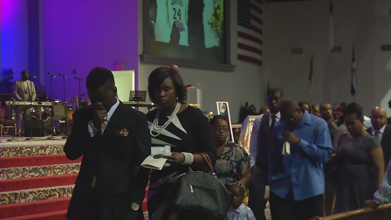 D'Angelo Stallworth's funeral held - YouTube