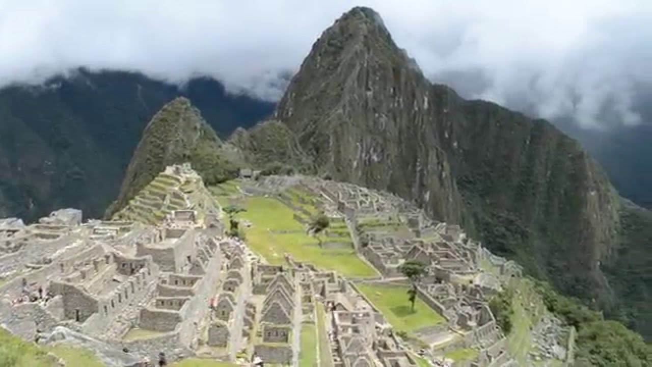 TRAVELLING IN PERU, doing the typical touristy stuff - YouTube