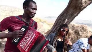 LEYDY INDIRA: RIBON DI CAL