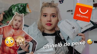 reagindo a produtos aleatórios que meus amigos compraram pra mim do aliexpress... видео