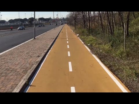 Video: Piste Ciclabili Nel Cielo