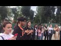 Студенты БГУ на акции протеста поют песню "Грай"