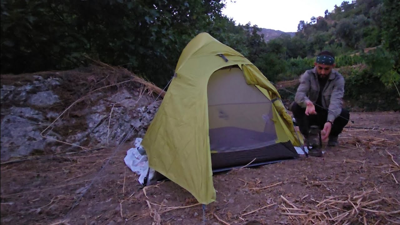 مباشرة معكم: التخييم في البرية 🔥💚🌳