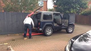 Jeep Wrangler TJ hardtop placement with engine crane