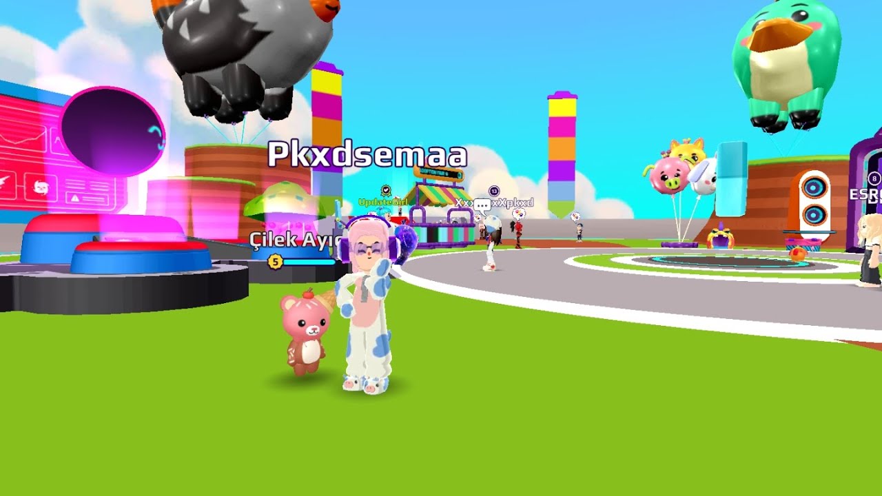 PKXD EV TURUU😽💕