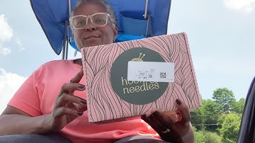 😃💜🧶 Hooks & needles subscription box 🧶