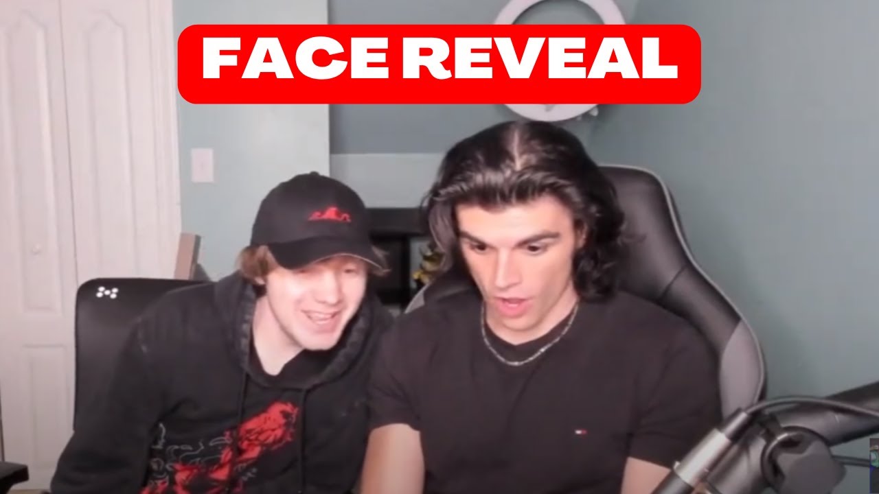 Foolish reacts to Dream's face reveal - YouTube