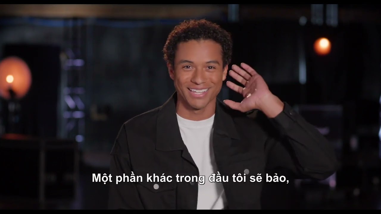 Hậu trường Jaafar Jackson hóa thân thành chú mình - Michael Jackson. Phim  đang chiếu tại rạp