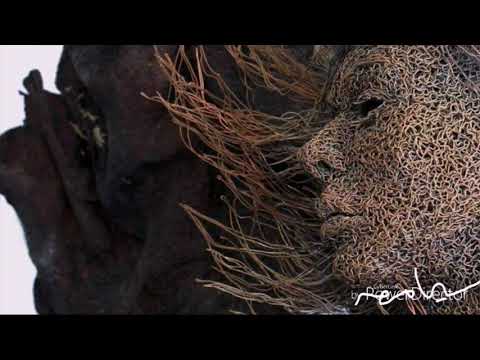 وسترجع يوما ياولدى مهزوما مكسور الوجدان