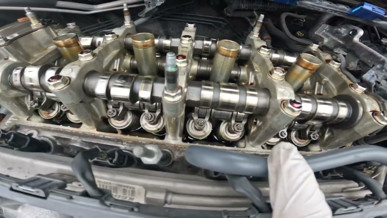 FA5 Valve cover shenni agains 