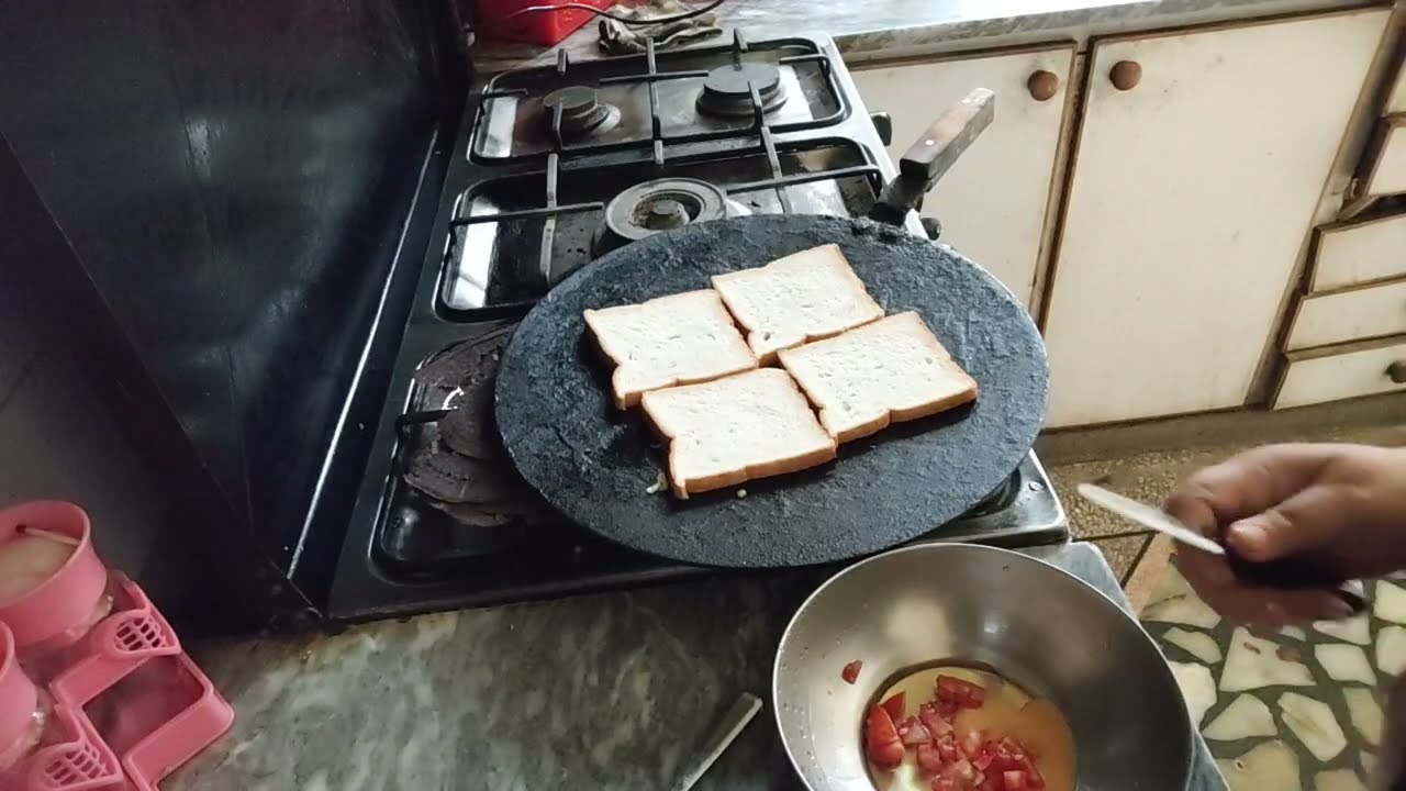 Live order Preparation Bread Omlate Orders Ni A Rehy | Foodpanda Homechef 