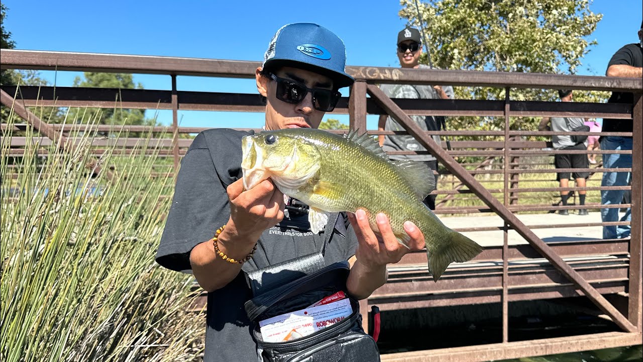 Magic Johnson lake largemouth bass fishing
