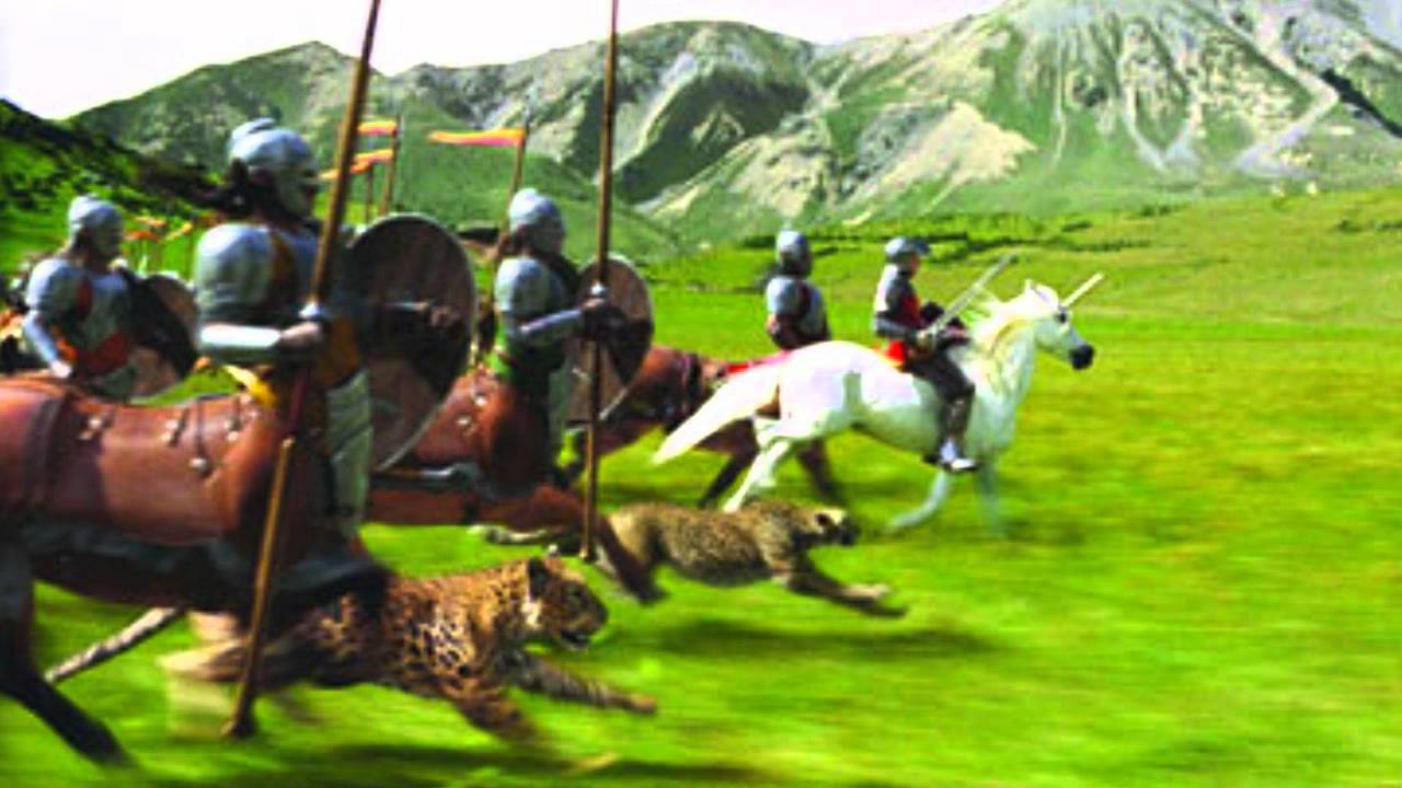 Battle for Narnia hits the Internet