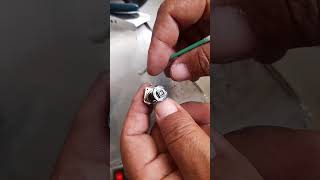 cleaning the potentiometer from scale #repair #elektronikk #job #komponenelectronik