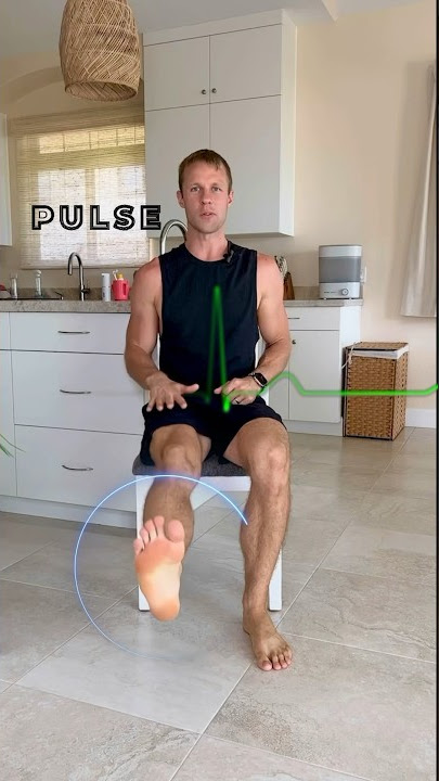 Try these 3 knee strengthening exercises! #seniorfitness #fitnesstips #kneepain #fitnesstips #knee