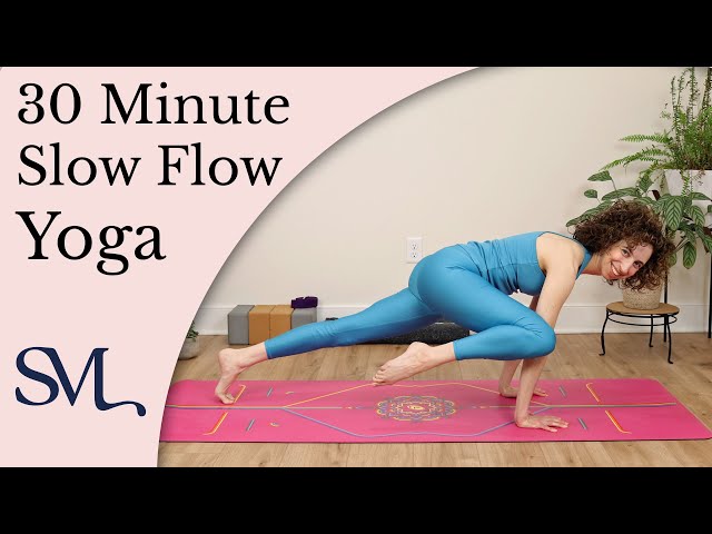 Yoga for Strong Legs - 20-Minute Yoga Class to Strengthen and Tone
