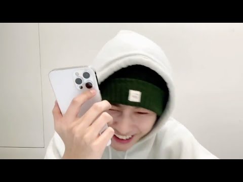 생일선물 박제당한 제노