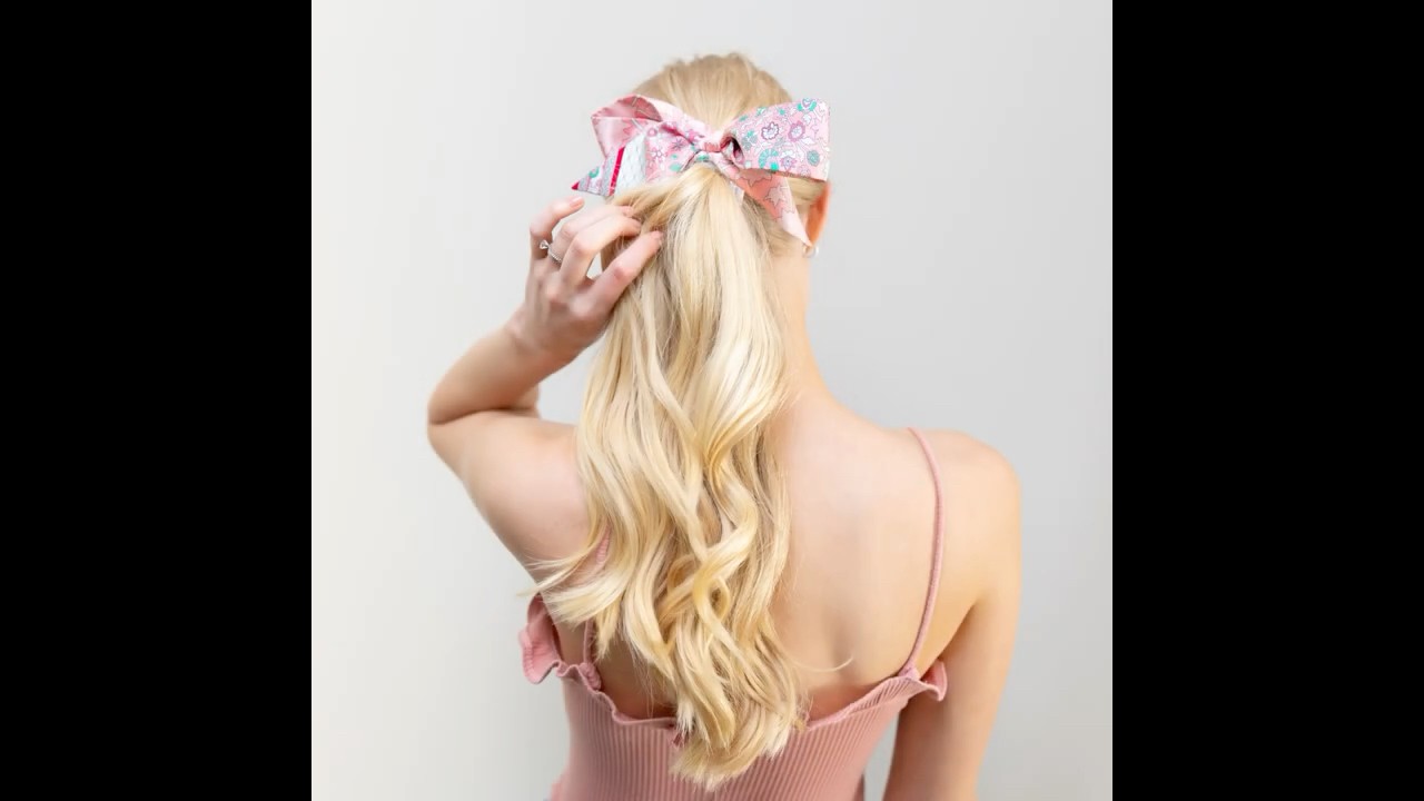 How to Tie a Twilly Scarf in Your Hair