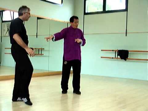 Traditional Wing Chun - GM William Cheung & Sifu A...