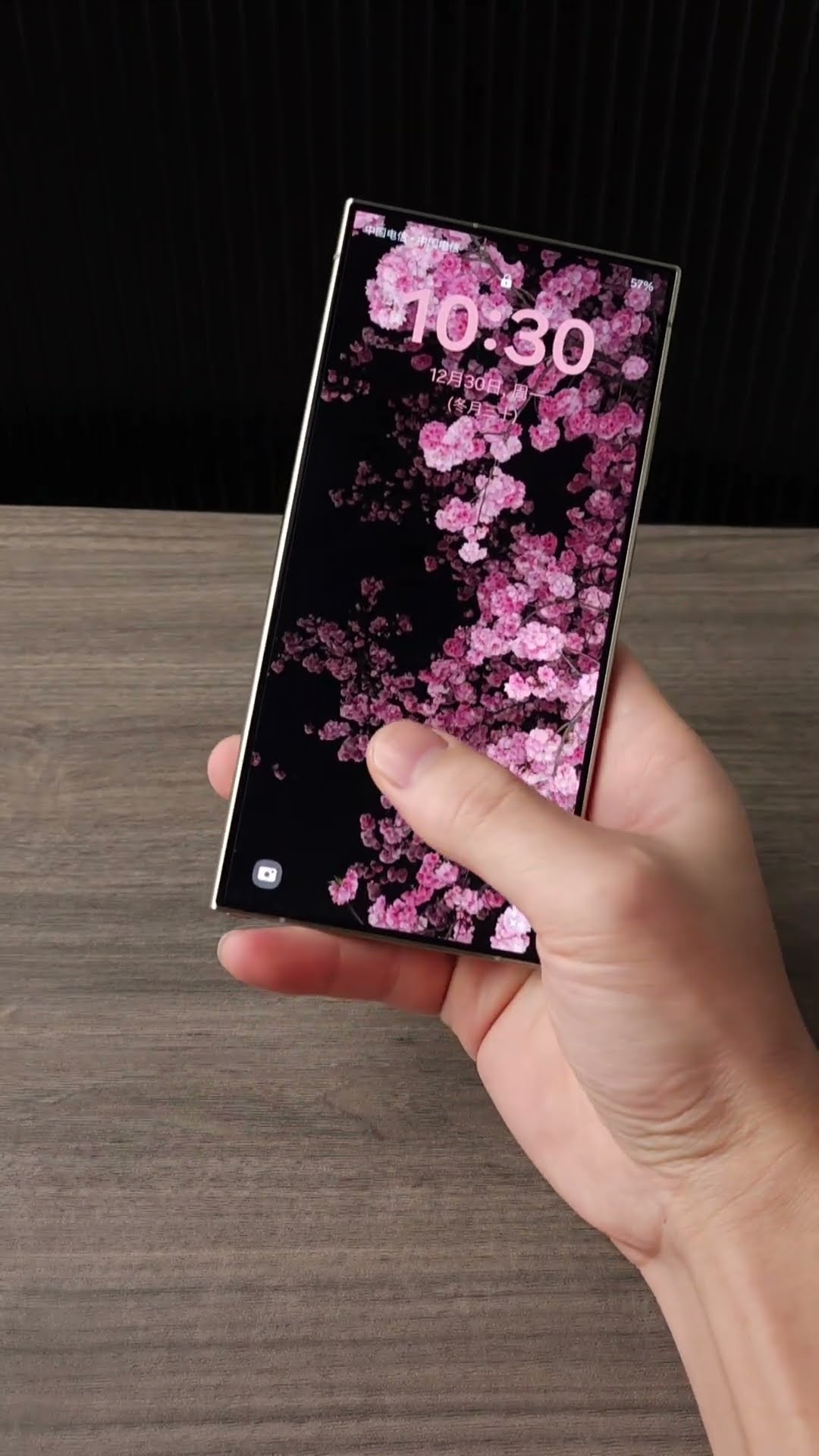 What is the reason for choosing Samsung??This appearance should account for two or three points??