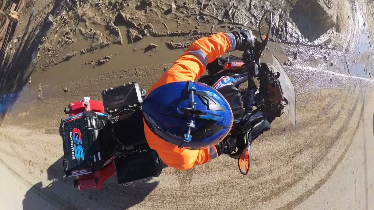 Riding in the first Friday of 2026 Souk (Market) in Laghouat !