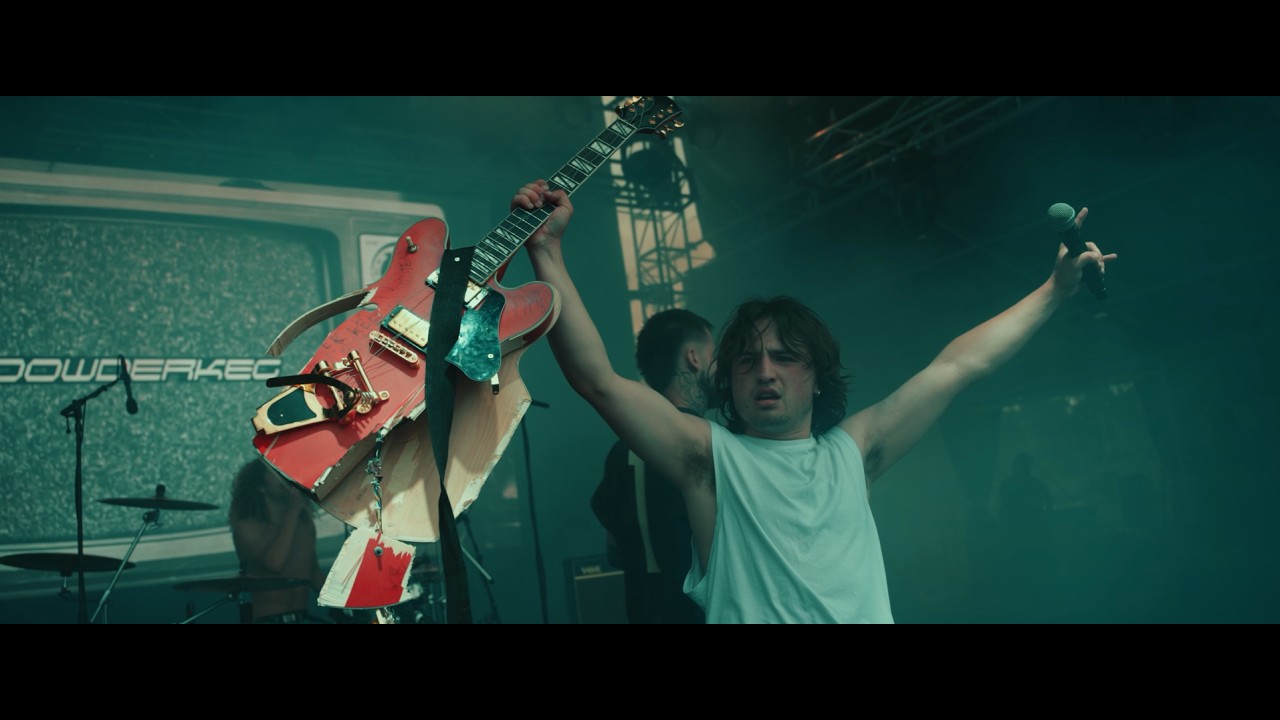 PowderKeg - Waiting On Me Remix (feat. Kiz) [Official Music Video]