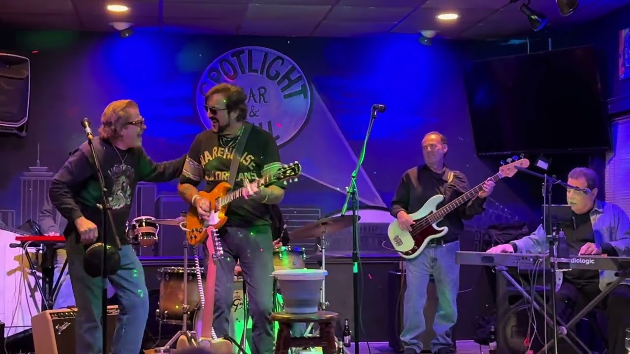 Jeff Hicks + Spotlight Monday Night Blues Jam Band: 