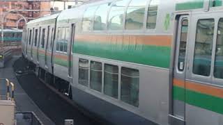 E233系3000番台ヤマU233編成+コツE-11編成赤羽駅高速入線=到着