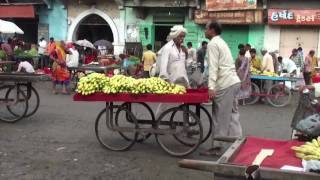 The market of Una (Gujarat - India)(N20°49'10