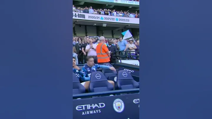 Grealish Saving Haaland A Seat On The Bench 😂 #haaland #grealish #shorts #funnyvideo #funny