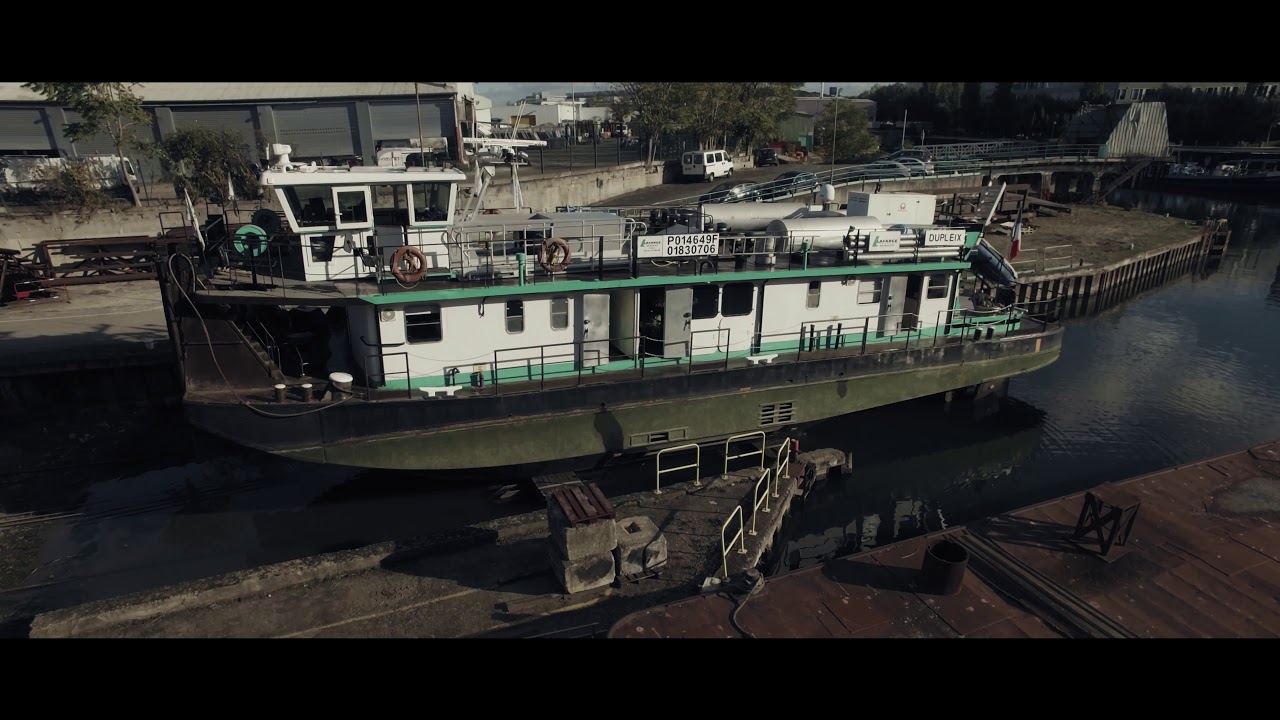 Lafarge, transporteur fluvial