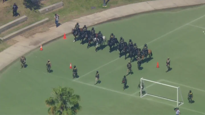 ICE Raid LA: Federal agents surround MacArthur Park  | FOX 11 LA