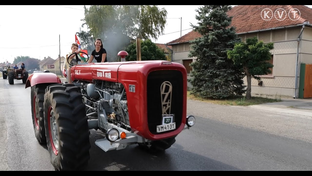 X. CSÓLYOSPÁLOSI TRAKTORVERSENY • FELVONULÁS