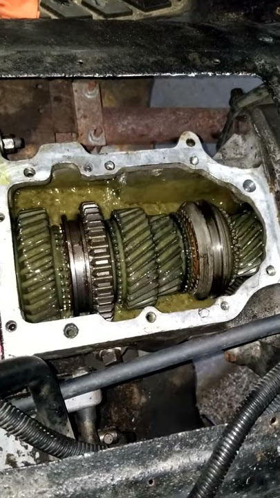 Jeep CJ7 gearbox