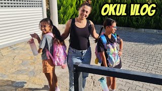 Okulun İlk Günü Vlog ! Okula Dönüş ! Çantamızda ne Var !?