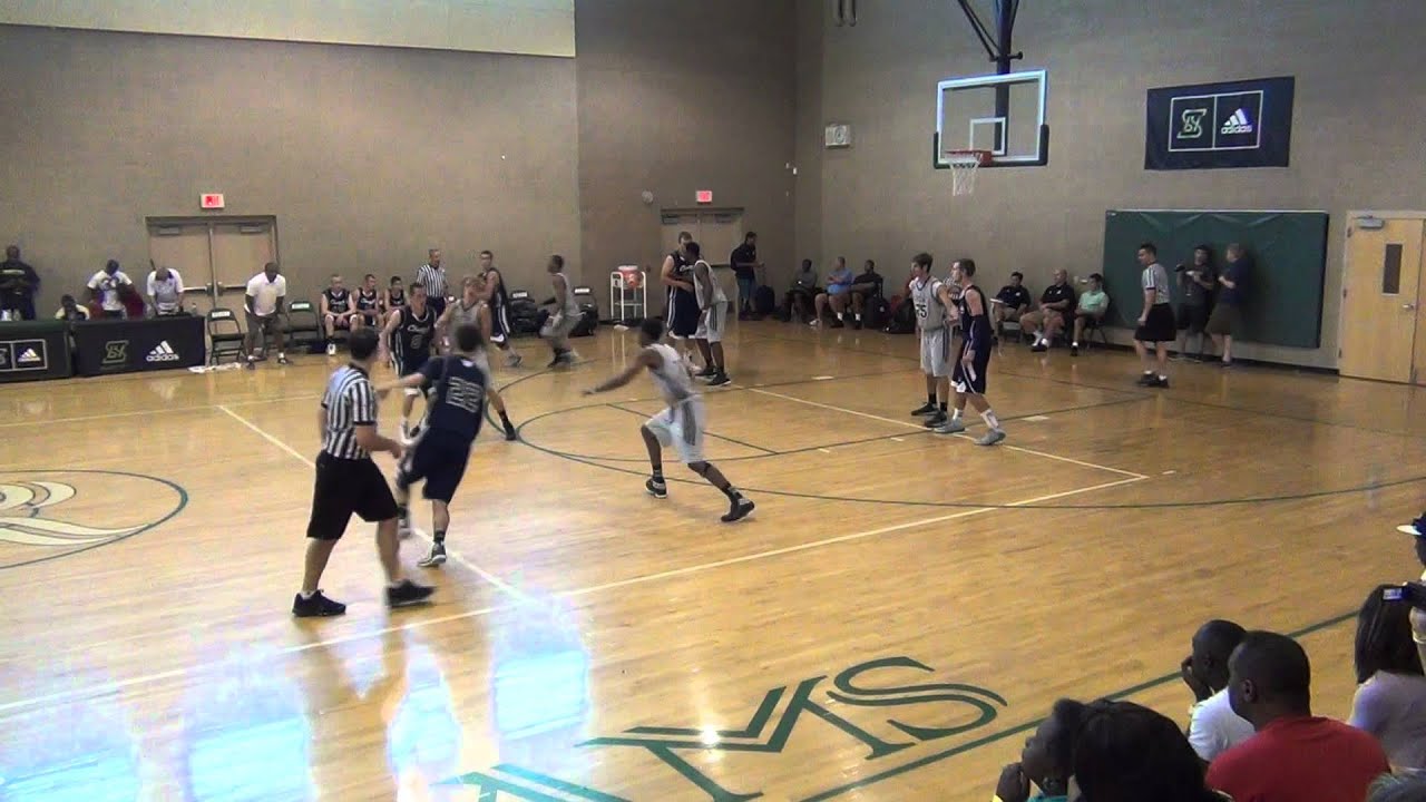 Clutch Players (OR) vs Ohio Basketball Club, Adidas Super 64 YouTube