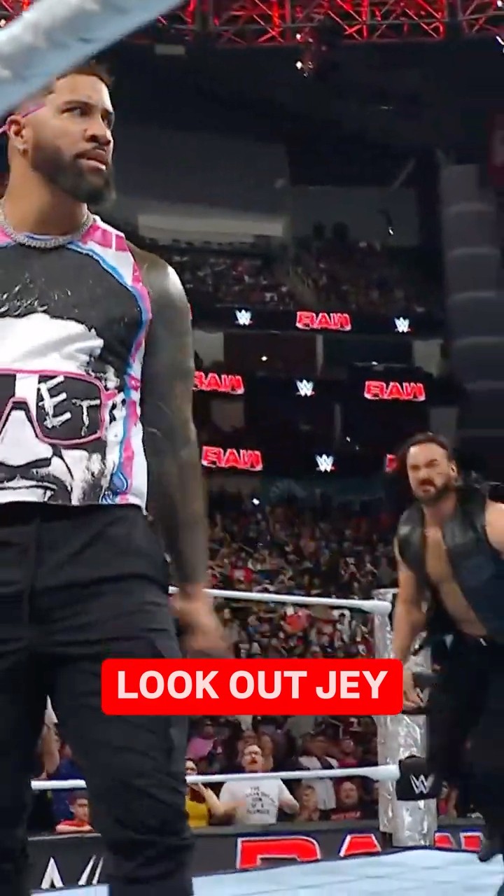 DREW MCINTYRE OUT OF NOWHERE ? #WWERaw