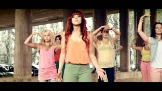 Jannika B - Hulluksi onnesta (Official Music Video) chords