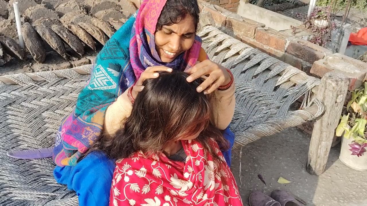 Relaxing Nitpicking in long hair New ! Nitpicking New 