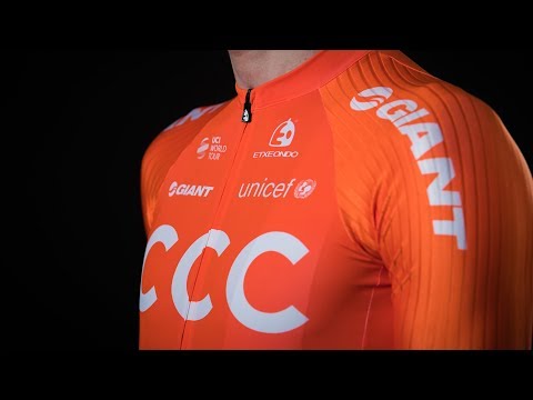 Video: CCC, Sunweb thiab QuickStep nthuav tawm cov khoom siv tshiab rau xyoo 2019