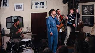 Download Lagu T A M A R - Heb Ik (in De Amer) MP3