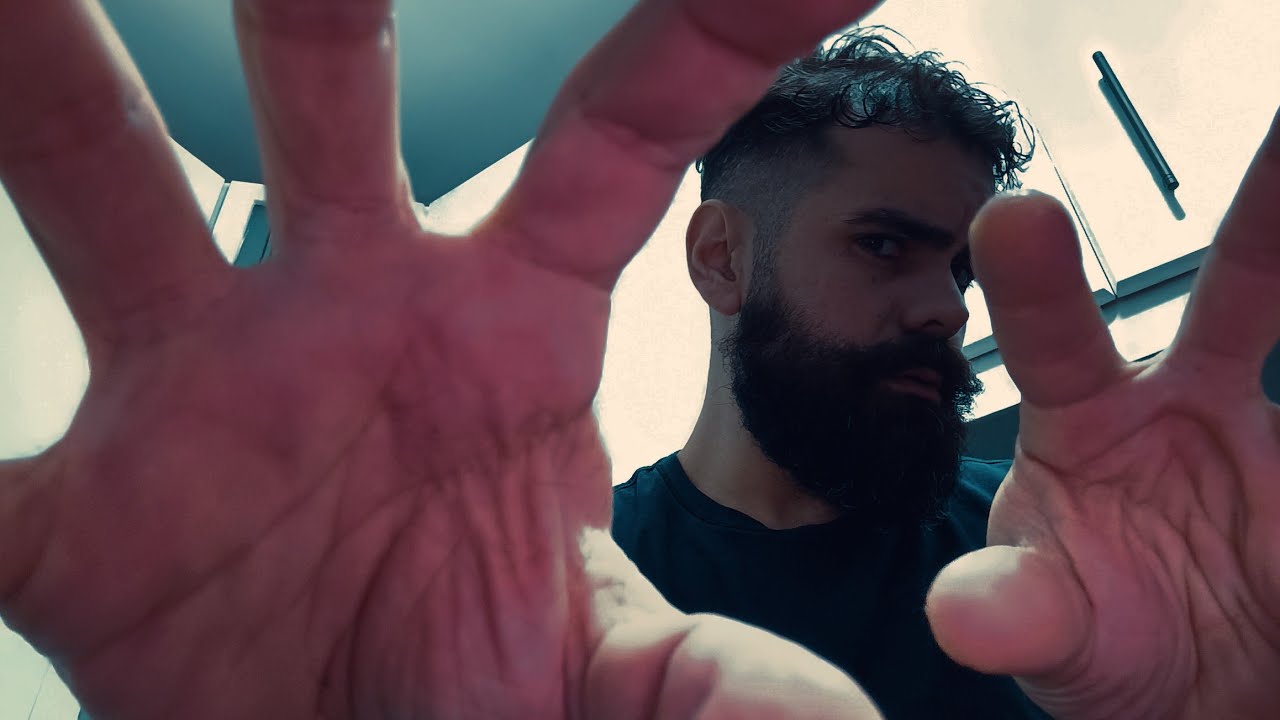 ASMR: Fiz uma massagem MALUCA em você (esse tá bem caseiro) MASSAGEM CÓSMICA 