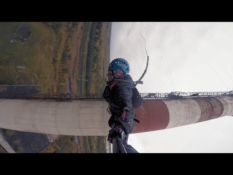 Daredevils Rope Swing From 328 Foot Chimney