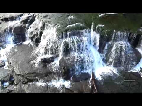 Video: Alt Du Trenger å Vite For å Besøke Stotan Falls, British Columbia