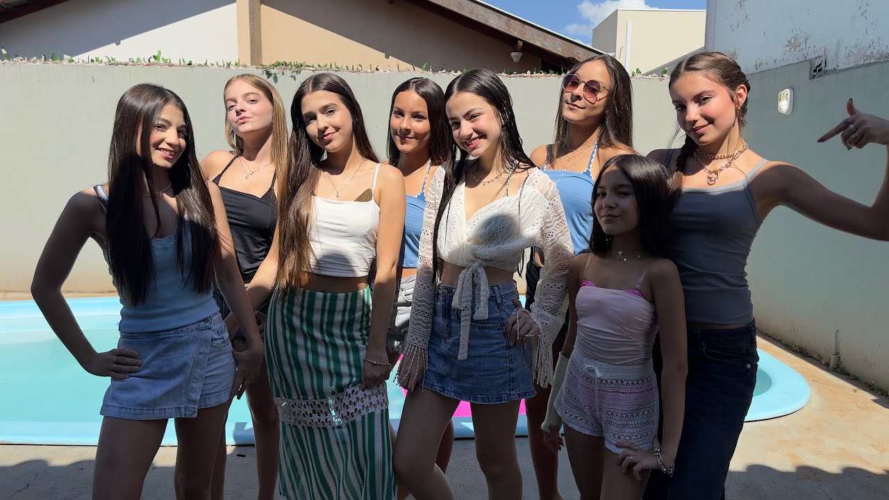 CHEGARAM TODAS AS MENINAS DA TROPA 