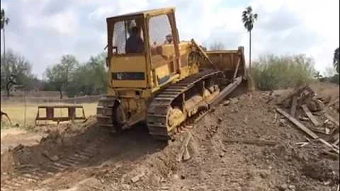 1981 CATERPILLAR D5B For Sale