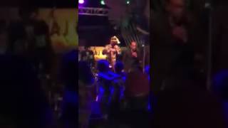 Fally Ipupa Extrait new rumba Karachika / Concert Live Journée Internationale de la femme #Kinshasa