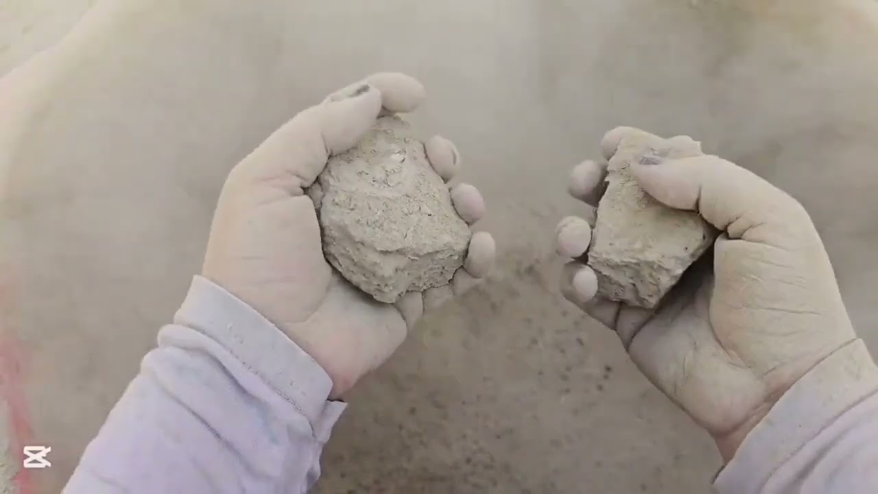 Pure Mud Dry Crumbling ASMR Oddlysatisfying #asmr #puremud#clay #stressrelief